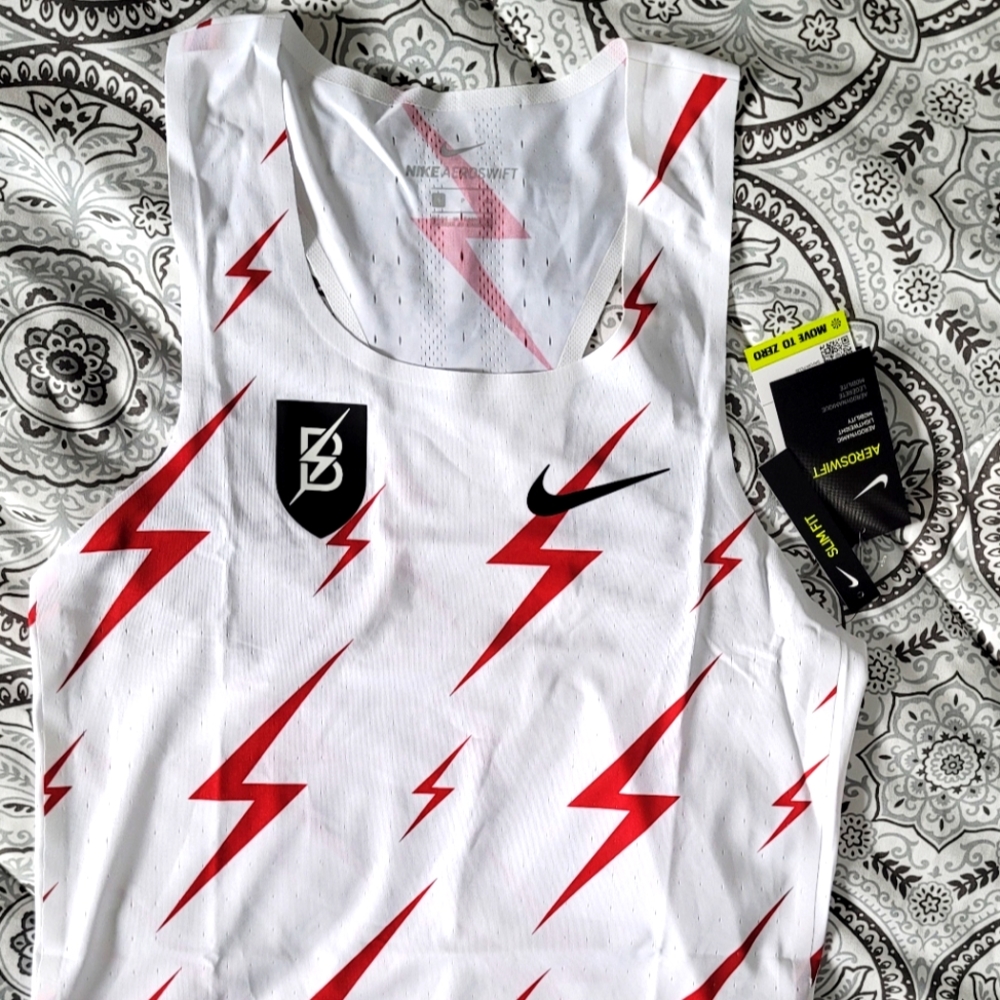 Nike Aeroswift Active Running Shirt White Red S Men/Women CW1257-100 Brand New!